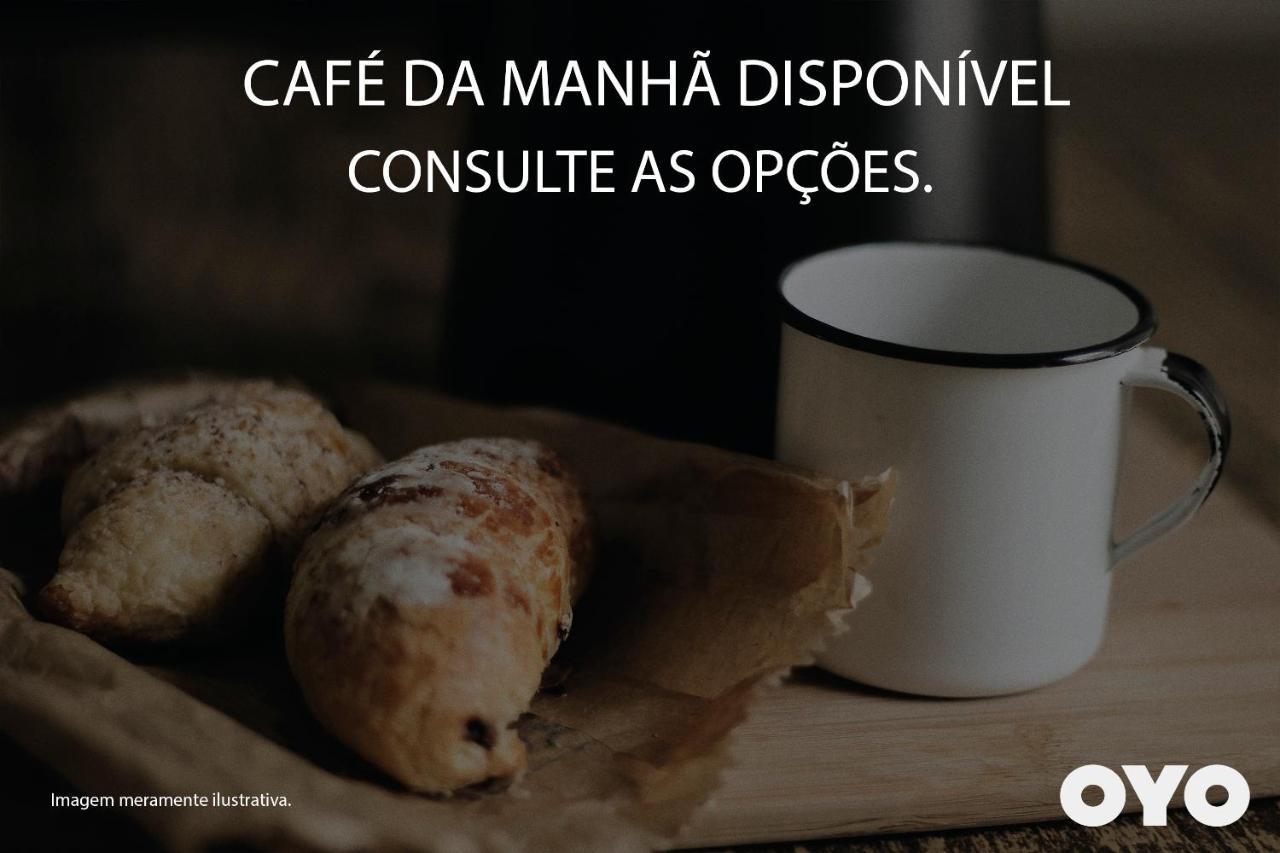 Oyo Cerrado Hotel, Campo Grande Кампо Гранде Екстериор снимка A typical advertisement for the hotel chain