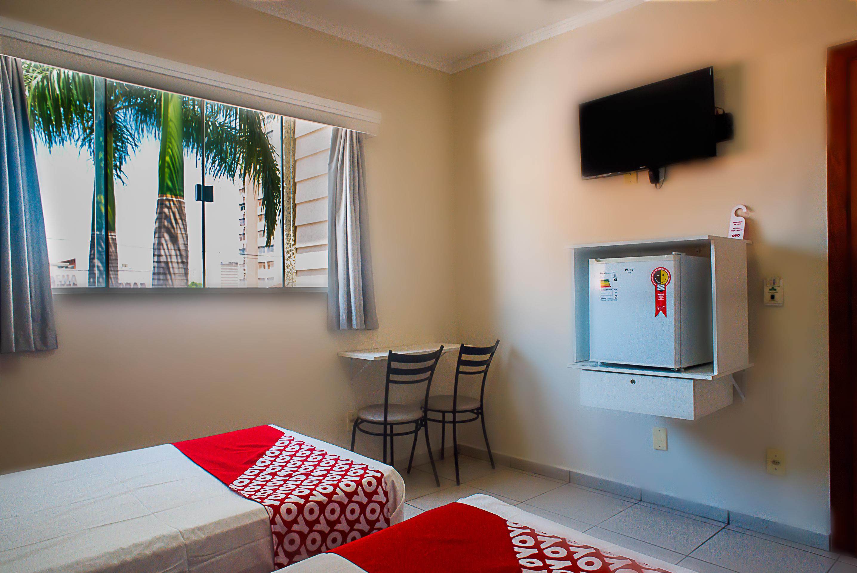 Oyo Cerrado Hotel, Campo Grande Кампо Гранде Екстериор снимка A room at the hotel